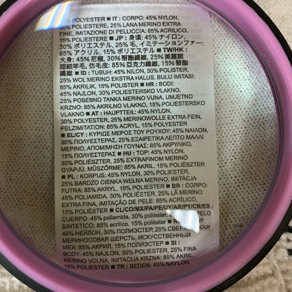 Banana Republic size M Vest New.Merino extrafine Wool/Faux fur/nylon/polyester - Picture 7 of 9